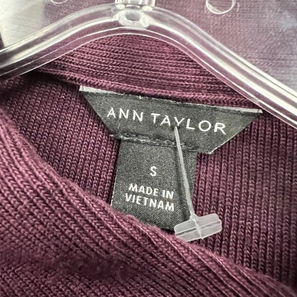 Ann Taylor Womens Cropped Sweater Jacket Gold Buttons Long Sleeve Maroon Small - Picture 8 of 9